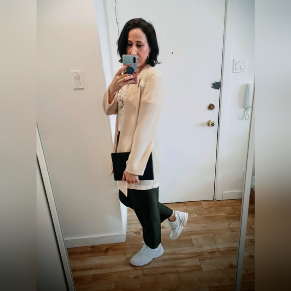 Vintage Danier brown leather minimalist clutch, embossed snakeskin pattern purse - Picture 6 of 7